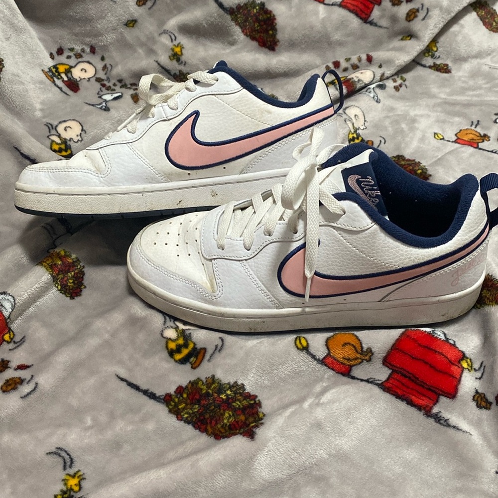 Big kids Nike Court Borough Low